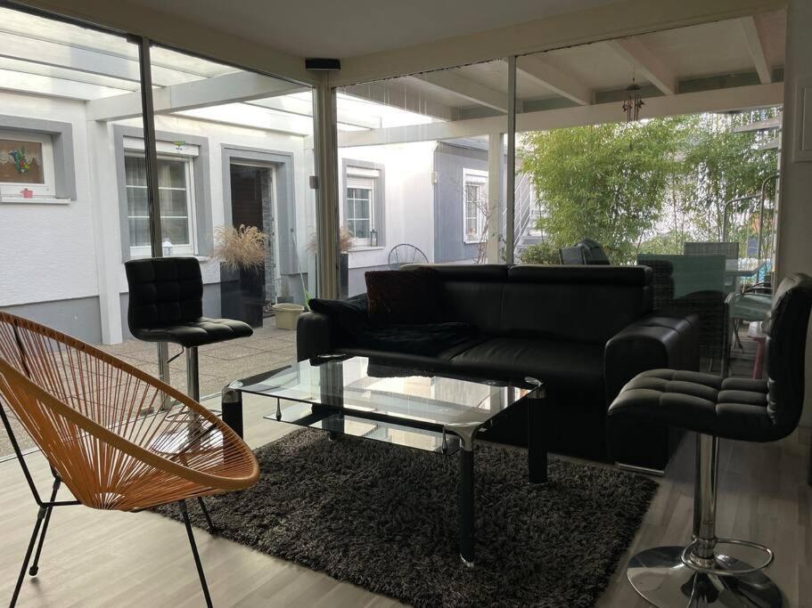 Villa Outlet Center House, Pool-Jacuzzi-Garden-Sundeck Parndorf Exterior foto