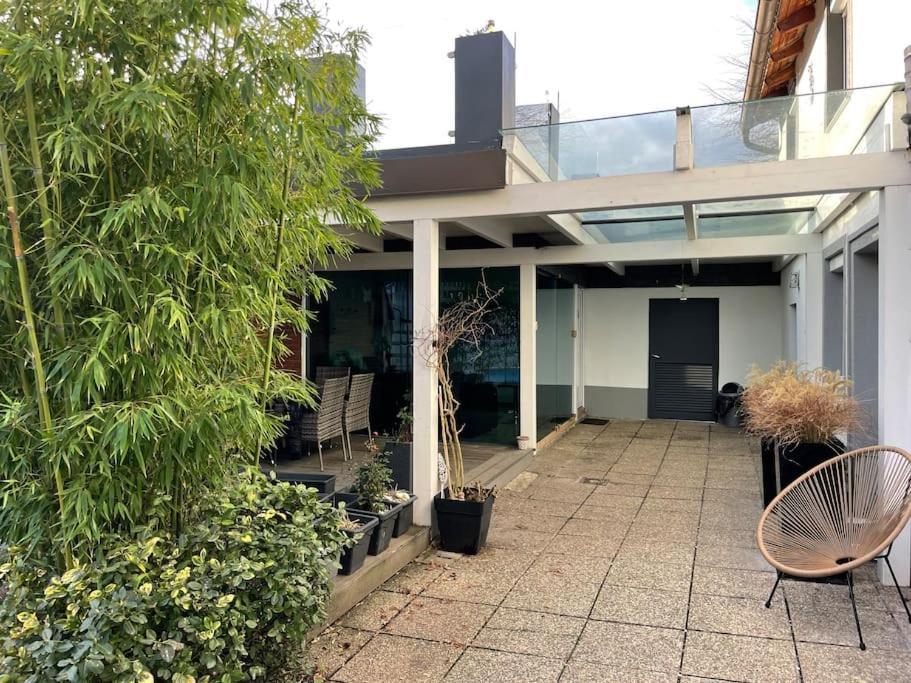 Villa Outlet Center House, Pool-Jacuzzi-Garden-Sundeck Parndorf Exterior foto